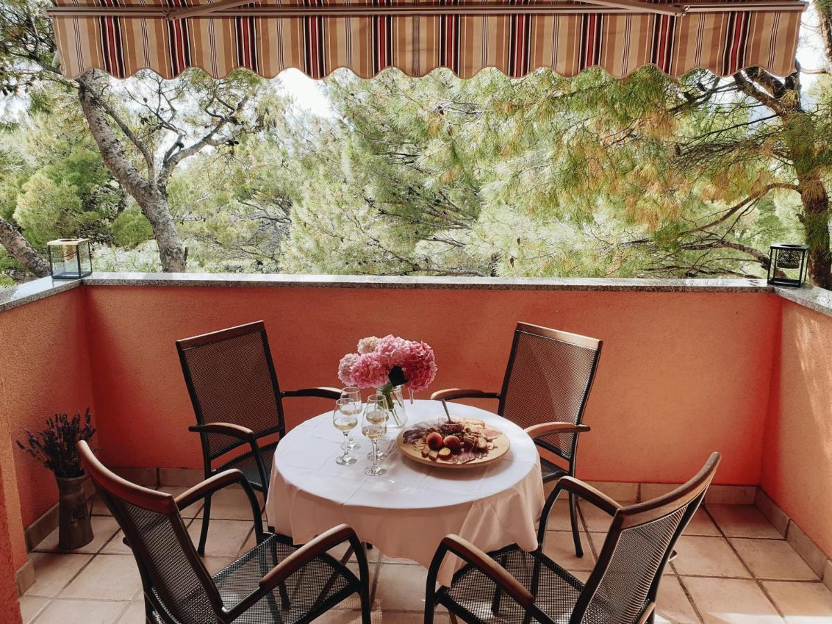 Apartments Paklenica Starigrad Paklenica Εξωτερικό φωτογραφία